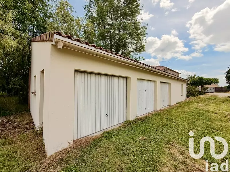 Maison, 303 m²