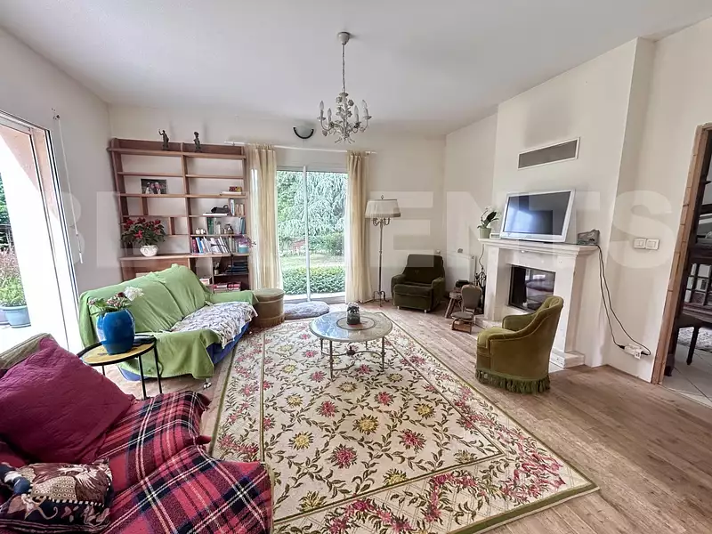 Maison, 165 m²
