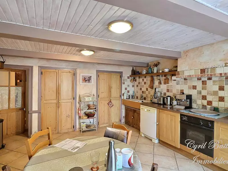 Maison, 205 m²