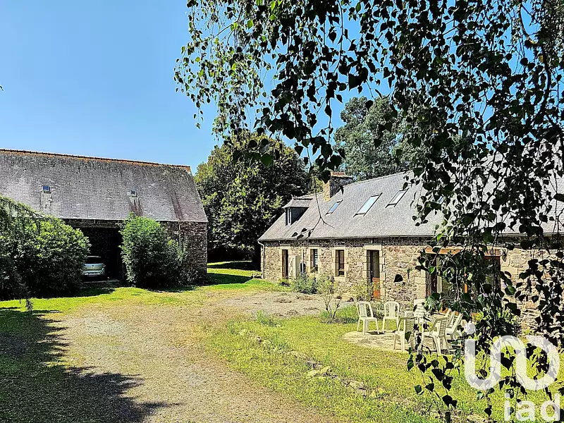 Maison, 211 m²