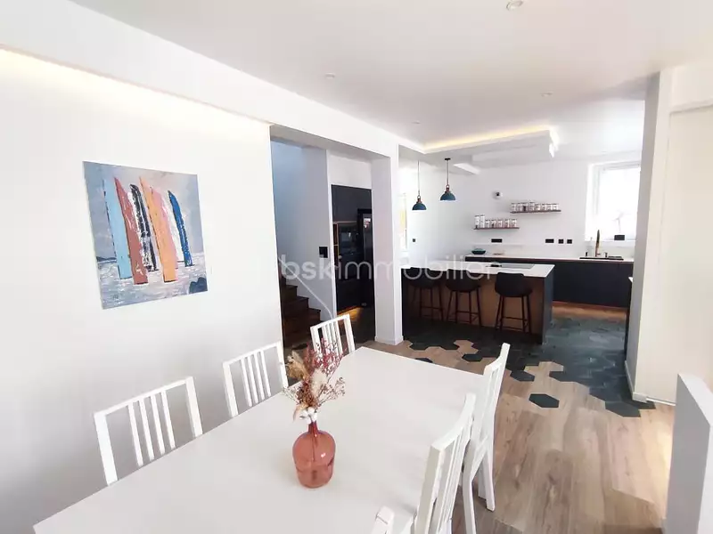 Maison, 155 m²