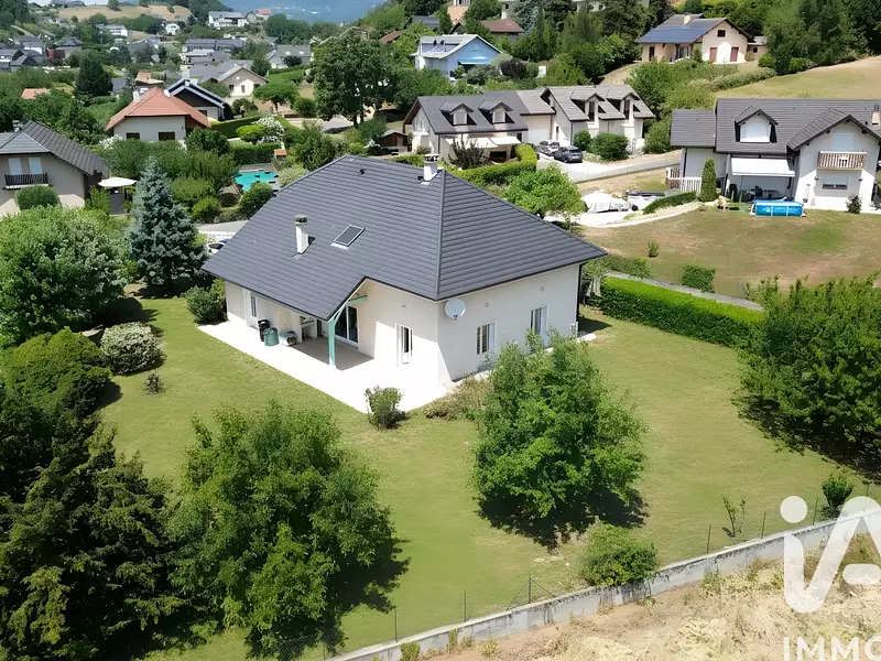 Maison, 200 m²