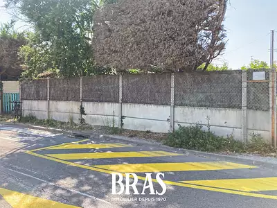 Terrain, 270 m²
