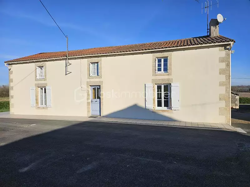 Maison, 169 m²