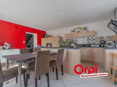 Maison, 185 m²