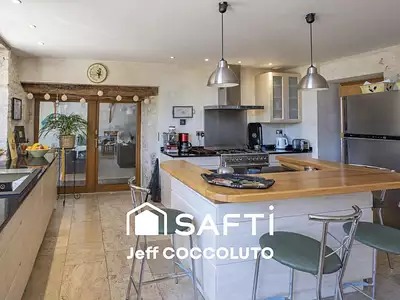 Maison, 350 m²