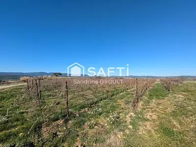 Terrain, 7 477 m²