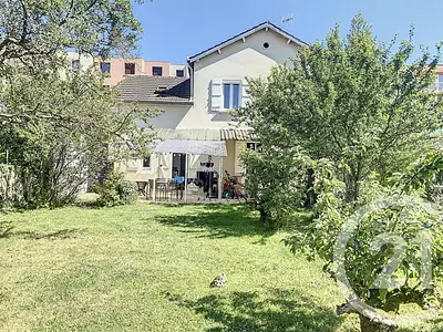 Maison, 107 m²