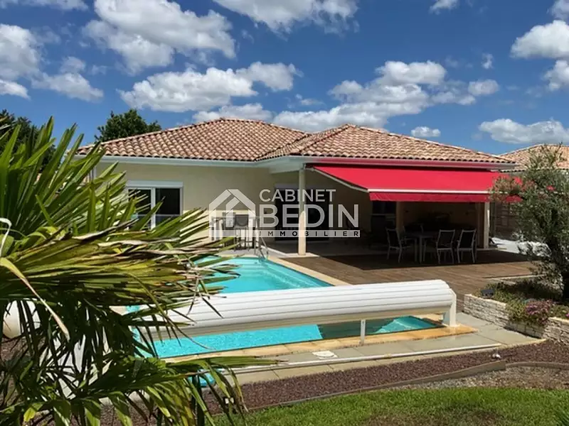 Maison, 141 m²