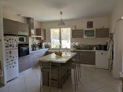 Maison, 107 m²