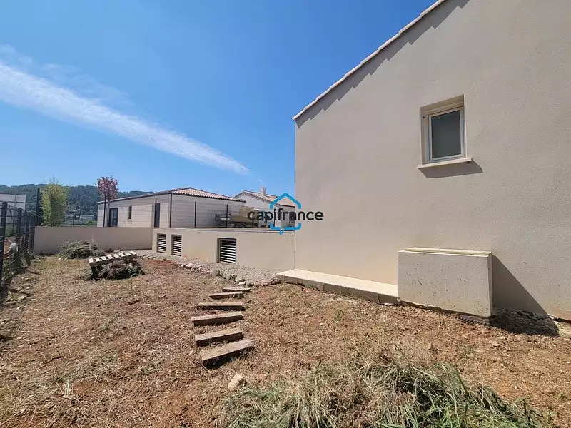 Maison, 157 m²