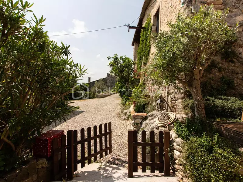 Maison, 230 m²