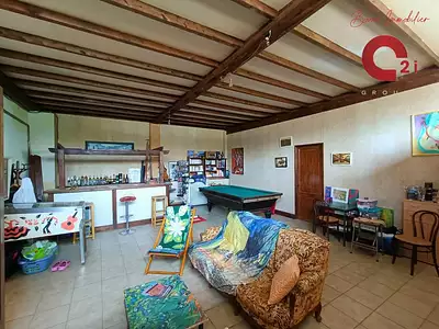 Maison, 177 m²