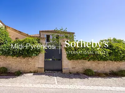 Maison, 380 m²