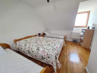 Maison, 303 m²