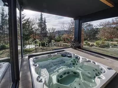 Maison, 237 m²