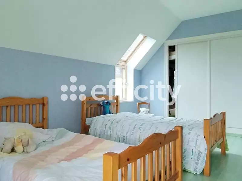 Maison, 210 m²
