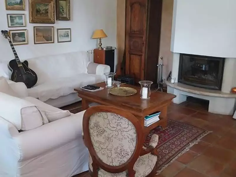 Maison, 270 m²