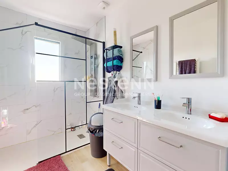 Maison, 93 m²