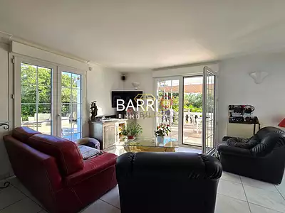 Maison, 195 m²