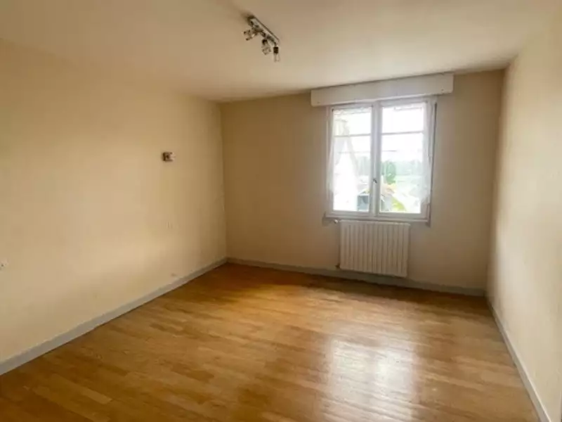 Maison, 180 m²