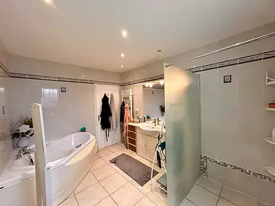 Maison, 170 m²