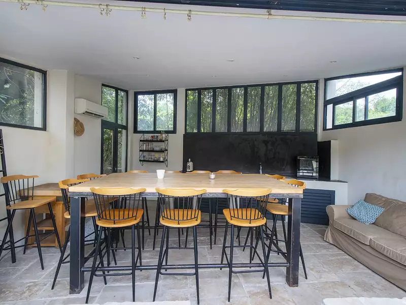 Maison, 240 m²