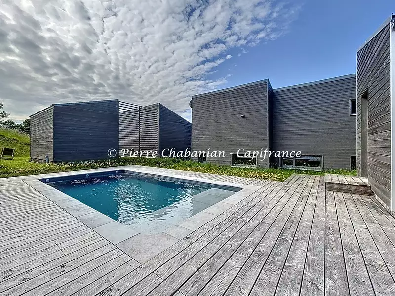 Maison, 151 m²
