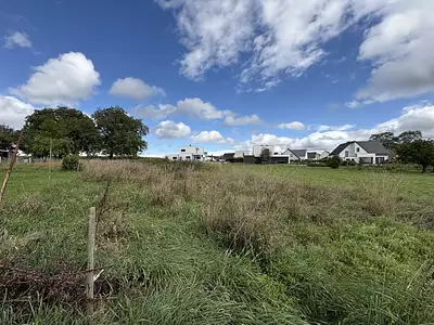 Terrain, 1 346 m²