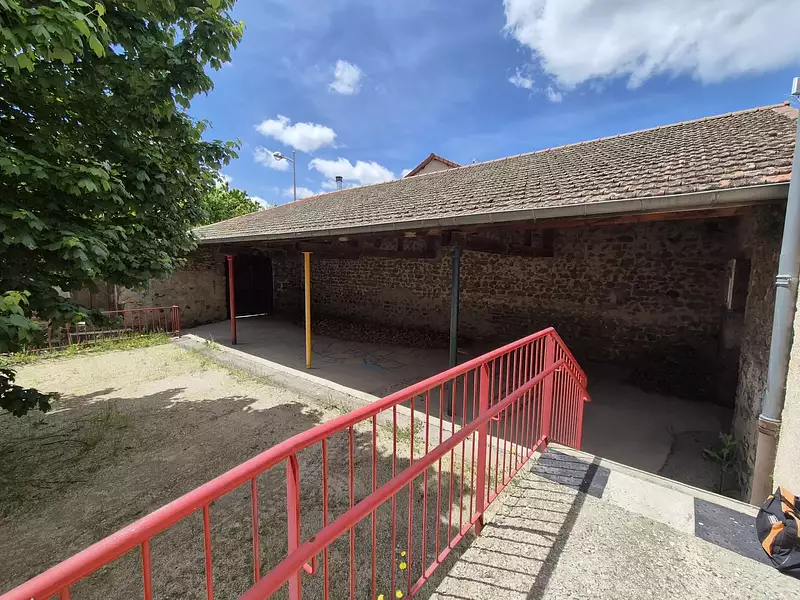 Maison, 600 m²