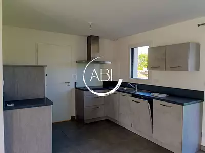 Maison, 83 m²