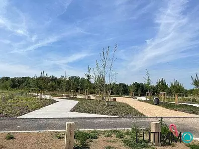 Terrain, 335 m²
