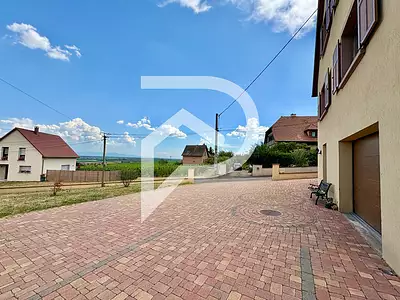 Maison, 256 m²