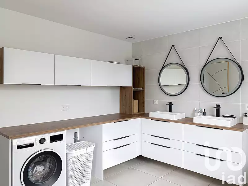 Maison, 167 m²
