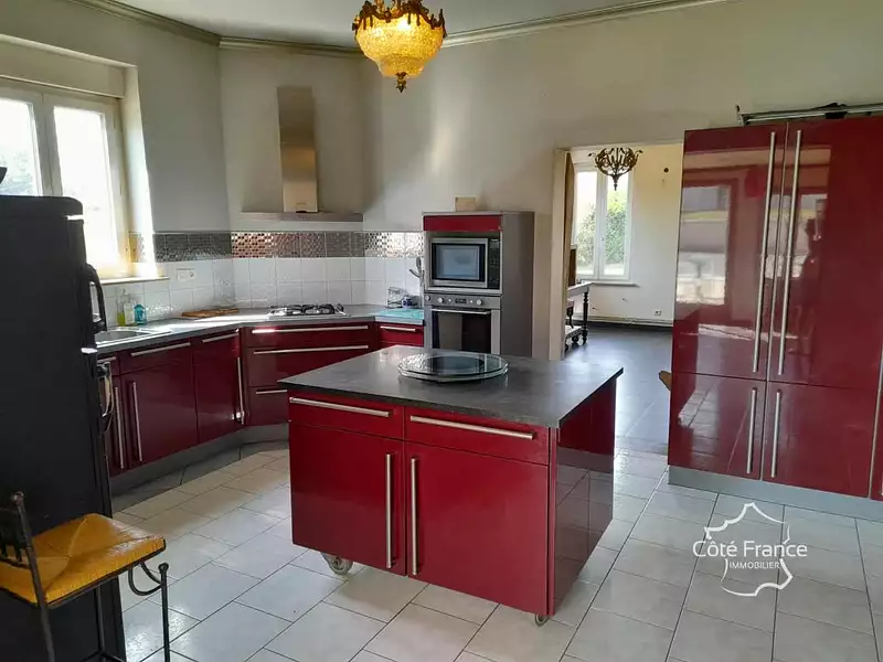 Maison, 207 m²