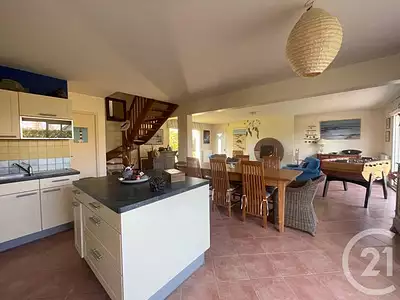 Maison, 132 m²