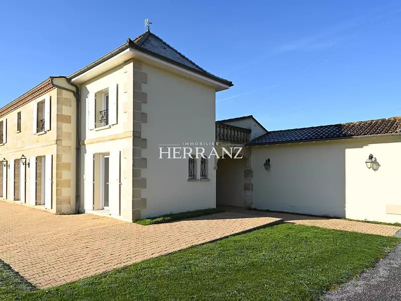 Maison, 177 m²