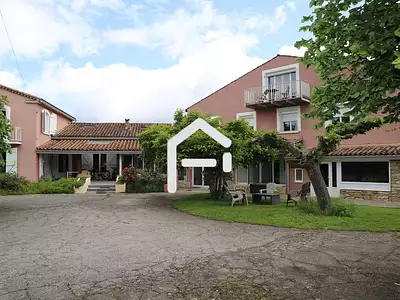 Maison, 620 m²