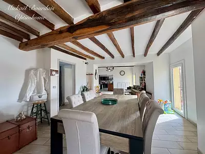 Maison, 210 m²