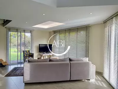 Maison, 176 m²