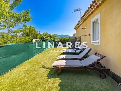 Maison, 77 m²