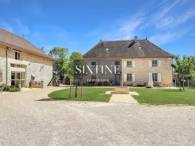 Maison, 692 m²