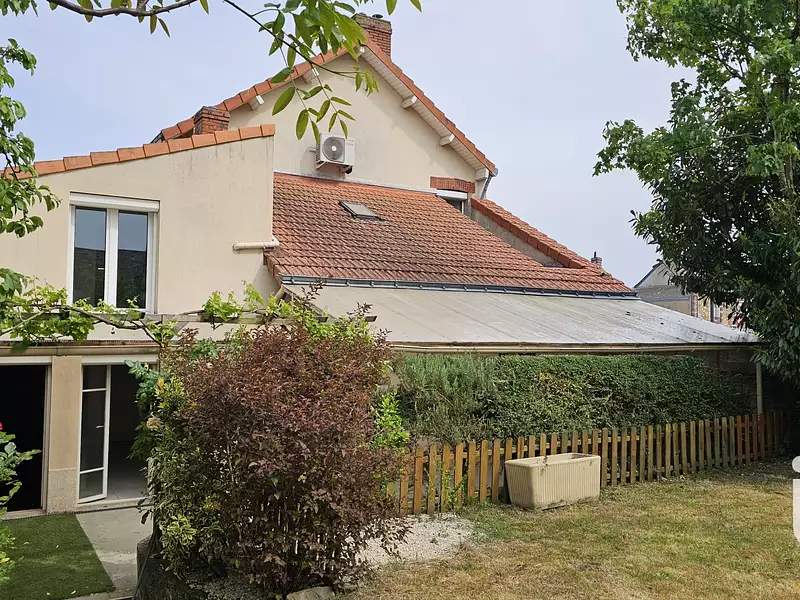 Maison, 163 m²