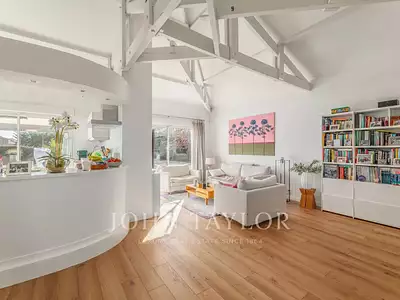 Maison, 300 m²