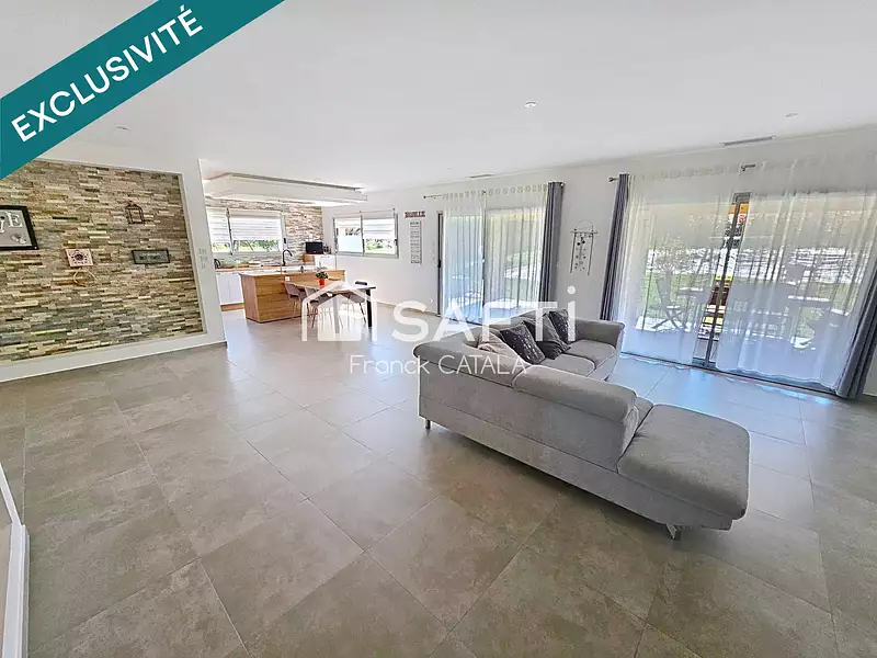Maison, 155 m²
