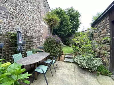 Immeuble, 225 m²