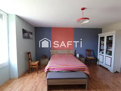 Maison, 166 m²