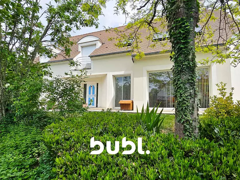 Maison, 302 m²