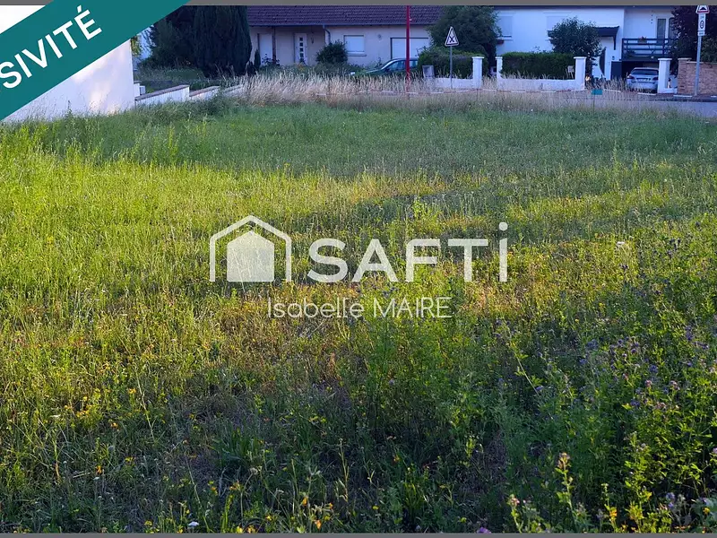 Terrain, 2 114 m²