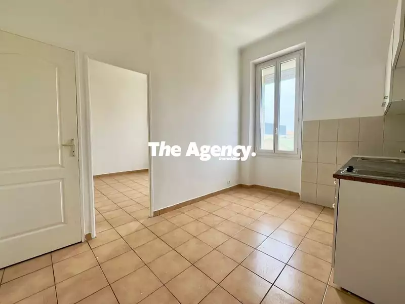 Immeuble, 409 m²